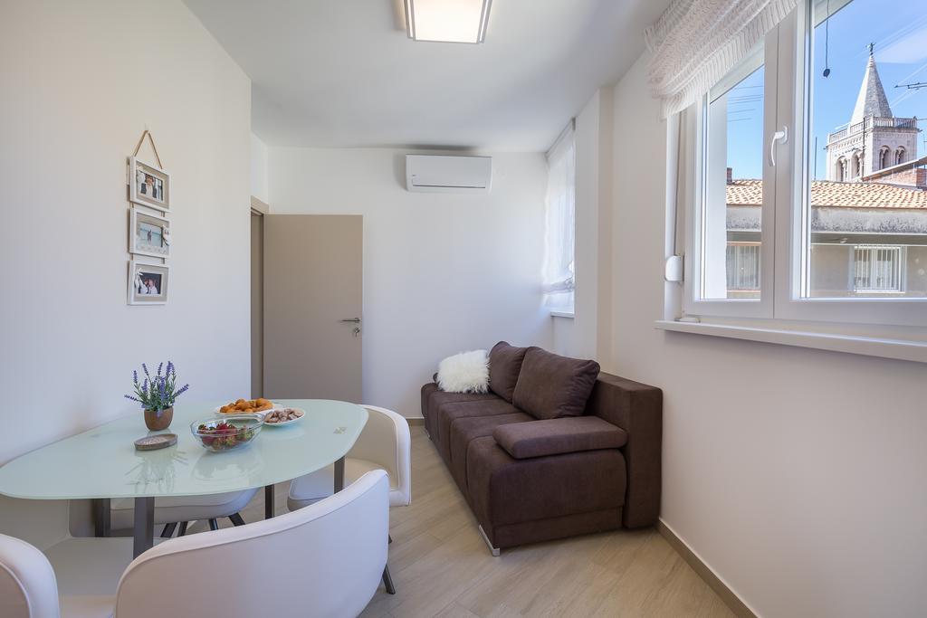 Central Boutique Apartments With Balconies, In Walking Distance To The Sea Zára Kültér fotó