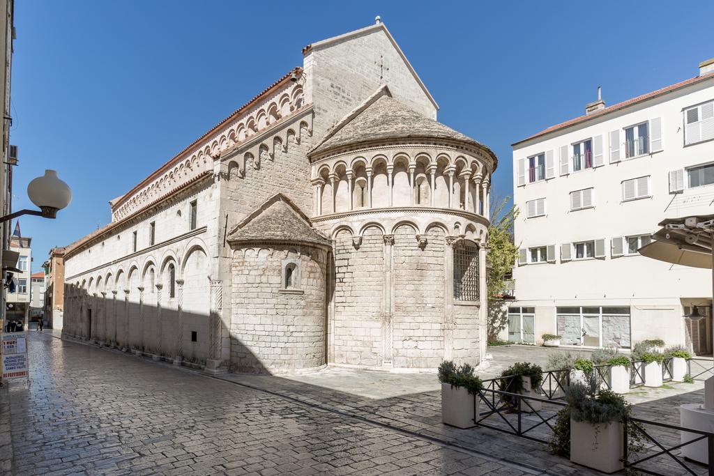Central Boutique Apartments With Balconies, In Walking Distance To The Sea Zára Kültér fotó
